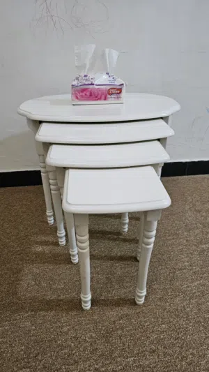 طاولات جانبيه نظيفه