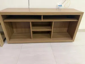 طاول تلفزيون وطاولة وسطيه