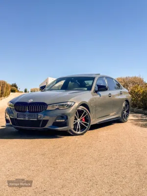 BMW 330e 2022 M-individual Pro الحبة المميزة