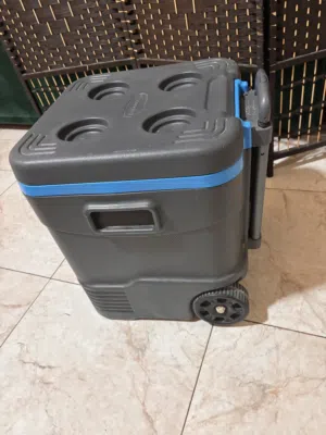 Keep Cold Picnic Trolley Ice Box 45 Liter