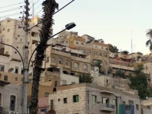 شقة للبيع في ماركا الجنوبية بمنطقة مخدومة
