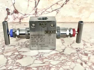 مشعب ثنائي الصمامات من قضبان معدنية، كتلة وتفريغ من الفولاذ المقاوم للصدأ