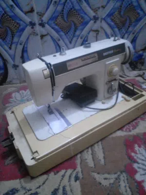 مكينه خياطة برذر ياباني كهربائية مستعمله للبيع