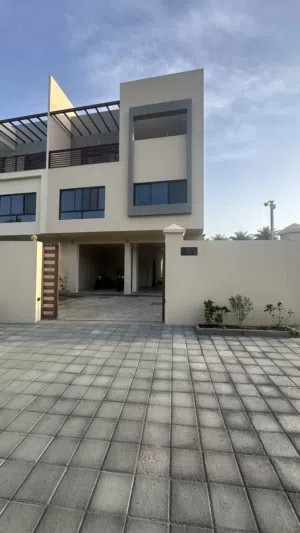287 m2 3 Bedrooms Villa for Sale in Muscat Al-Hail