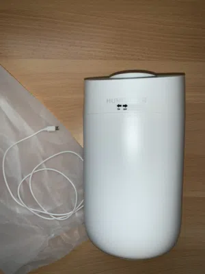 Portable White Air Purifier / Aroma Diffuser (used) with USB Cable