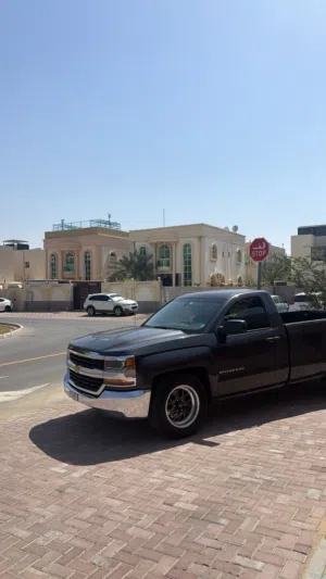 Used Chevrolet Silverado in Ajman