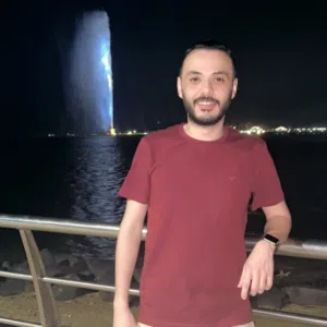 مصطفى الحلواني 