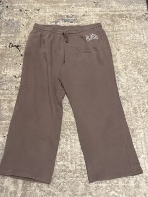 بنطلون gap اصلي نسائي رجالي يلبس مقاس XL و XXL