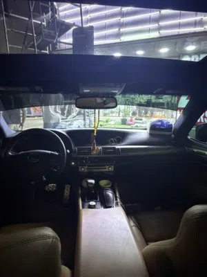 Used Lexus LS in Ajman