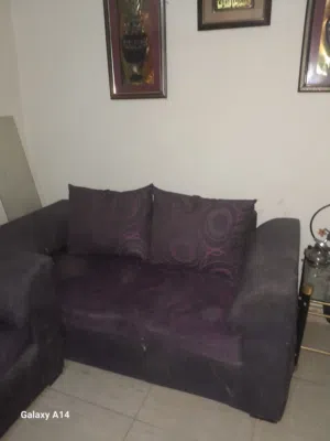 انتريه كنبة و2 كرسى كبار  مستعمله السعر 2500 جنية