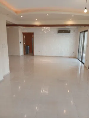شقة مميزة للبيع في الكرسي