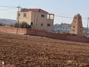 مزرعه في ماديا لب ومليح دليلة الحمايدة للبيع