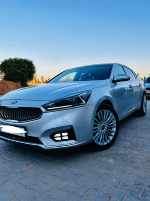 KIA CADENZZA  كيـا كـادينـزا  •