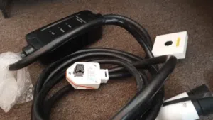 شاحن 32ثابت استعمال خفيف التواصل