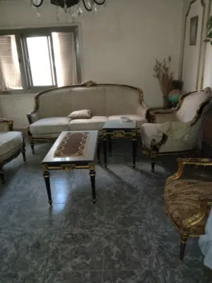 طقم صالون اسود فى سكرى