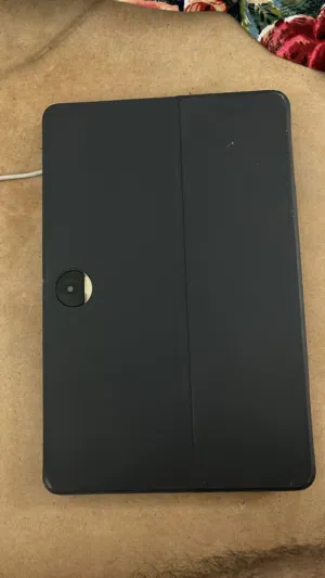 ايباد هونر x9 فقط فطر بسيط،بل شاشه،ويجي ويا كيبورد هديه يفيد لغرض التصميم و الألعاب القويه و الشغل