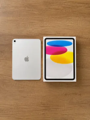 Apple iPad (A16) – 128GB  Like New Condition
