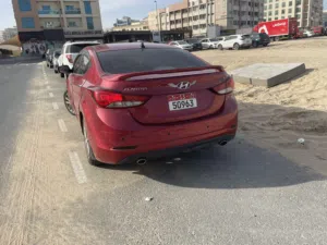 Hyundai Elantra 2015 GCC specs 1800 cc 275k km