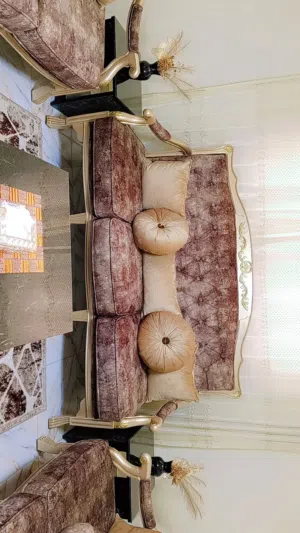 كنبايات خشب زان 9 مقاعد بحال الوكاله