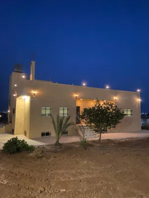 فرصة مميزة للبيع – مزرعتين 4 دونم مشجرة مع بيت وبيت حارس + 6 دونم مشجرة ومسورة - زويزا الجنوبي