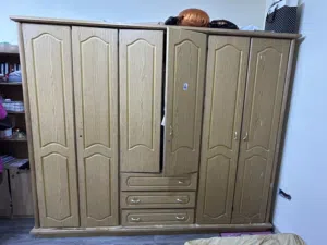 خزانة مستعمل لاتيه اصلي قوي ومتين