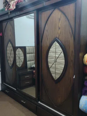 غرفة نوم كامله للبيع