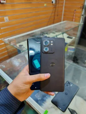 Motorola Moto Edge 40 256 GB in Sana'a
