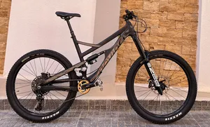 Devinci super enduro full Carbon