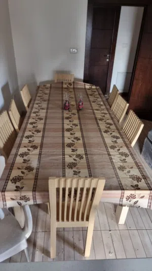 طاولة سفراء 8 مقاعد