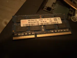 RAM 4GB للبيع