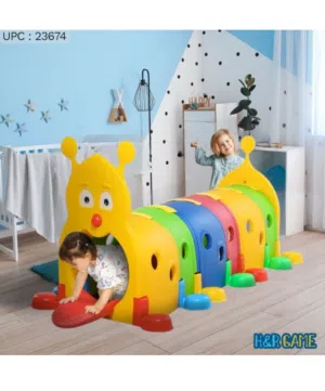نفق اليرقة الملون (Caterpillar Tunnel)** الشهير، وهو من أكثر الألعاب طلباً للحضانات والمنازل