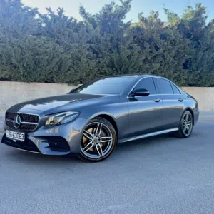 مرسيدسE200 موديل 2017 كت  AMG بانوراما على صنف فحص كامل وارد الوكالة