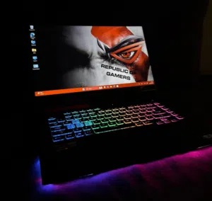 لابتوب جيمنج Asus Rog strix كرت شاشة 3050 .ryzen 7 مواصفات قويه وجباره جدا