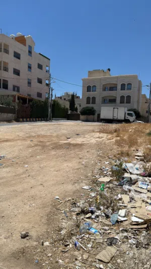 قطعة ارض مميزه على شارعين للبيع لتواصل على رقم فقط من مالك مباشره