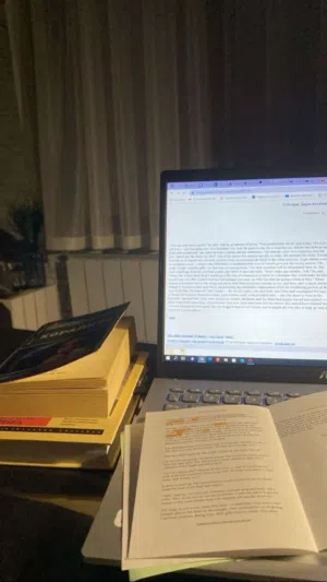 ترجمة قانونية معتمدة تواصل اون لاين واتساب ودفع تحويل مصرف