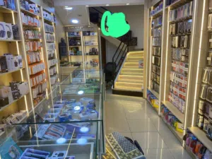 ديكور + اكسسوارات موبايلات كامله بضاعه جديده احدث الموديلات