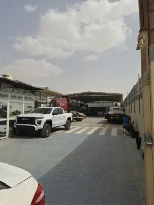 كراج صيانة سيارات للبيع garage for sale