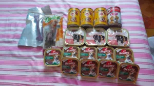 Dog food 10 riyals all