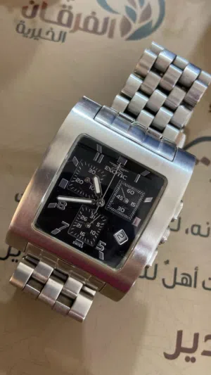 ساعة سويسري