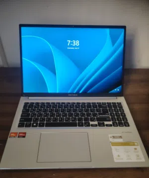 مستعمل بحالة الجديد Asus vivobook m1605xa