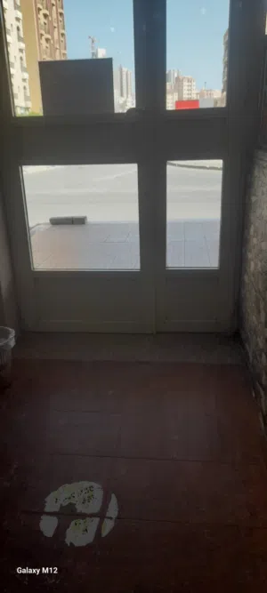 للبيع مطعم كامل لمعدات