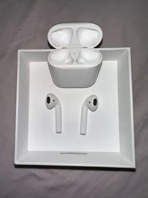 Airpods 2 with Charging Case - ايربود 2