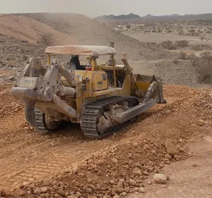 1986 Bulldozer Construction Equipments in Shabwah