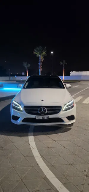 Mercedes Benz C-300 4 matic  مرسيدس C 300 بريميوم   موديل 2021