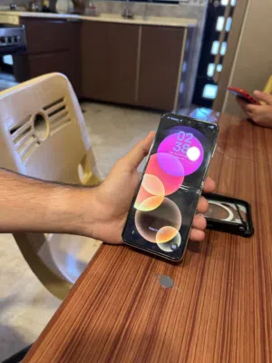 Samsung Galaxy Z Flip5 256 GB in Baghdad