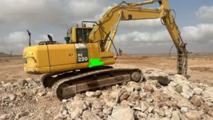 Komatsu pc 220 2014