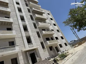4 Bedrooms . 3 Bathrooms . 120 m23