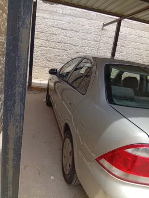 سيارة نيسان صني موديل 2009