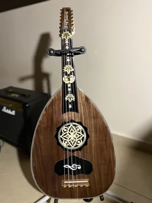 Guitars & Oud . Used0