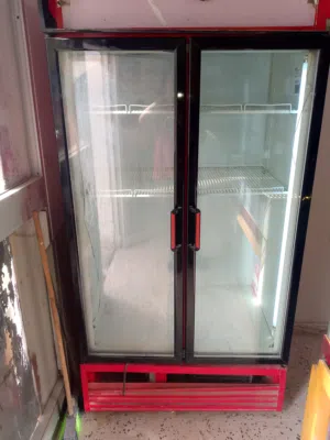 تلاجة عرض كوكا كولا